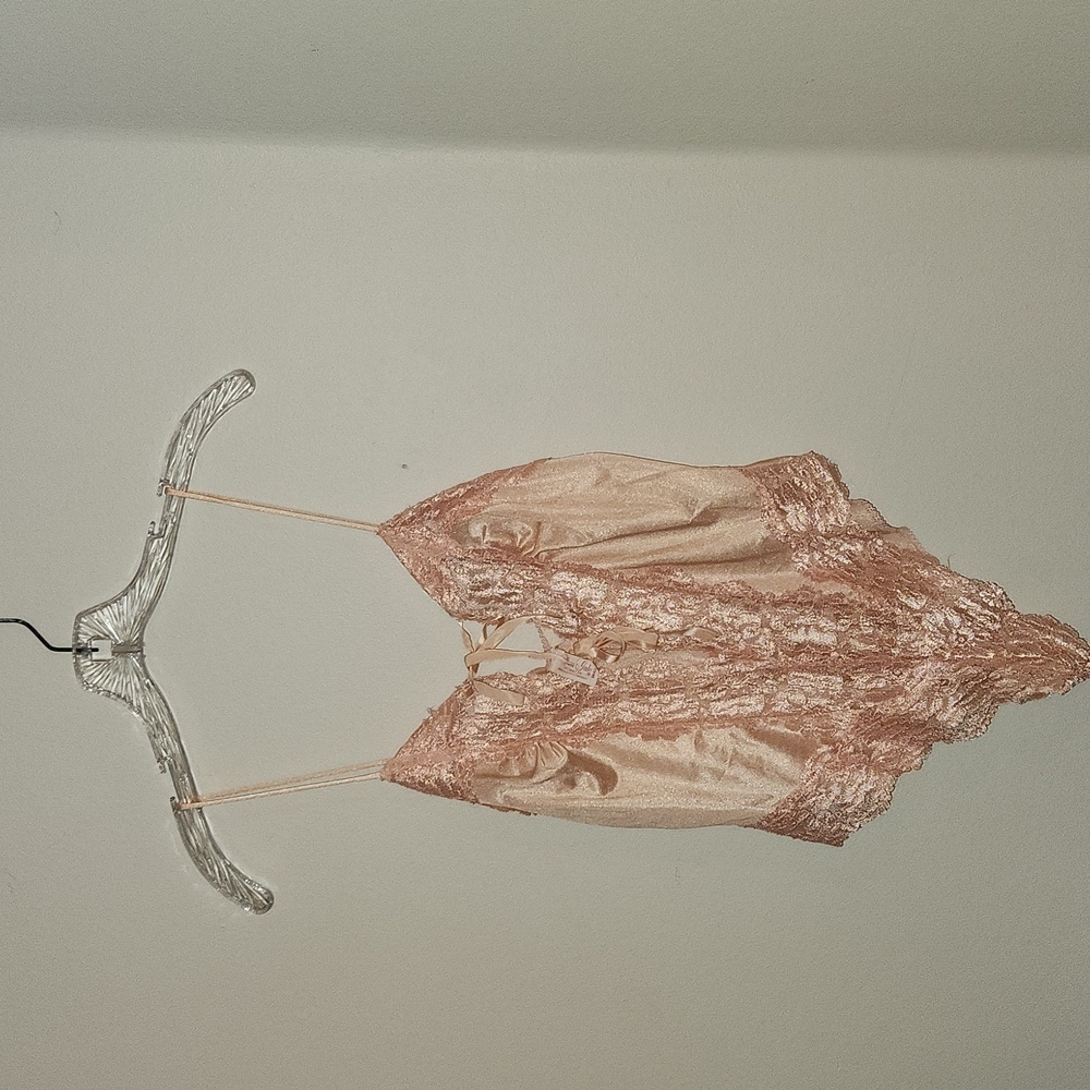 Alana Gale vtg. Women's Body Suit pink Lace Intimate Small